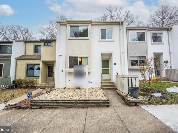 11714 Decade Ct, Reston, VA 20191