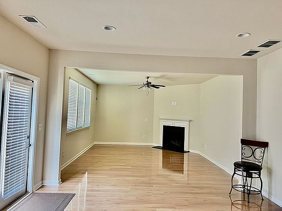 4th image of 624 Lance View Ln