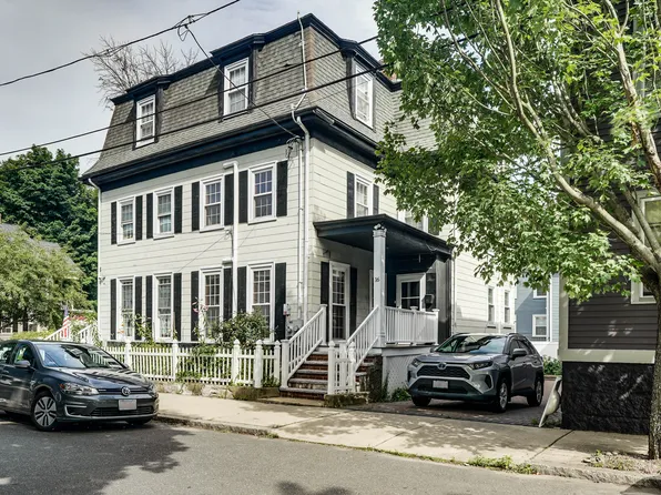 16 Forrester St, Salem, MA 01970