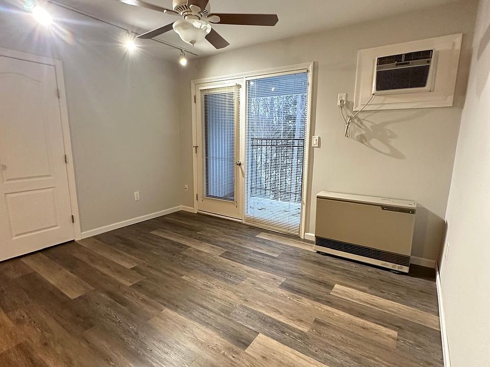 Living area with terrace