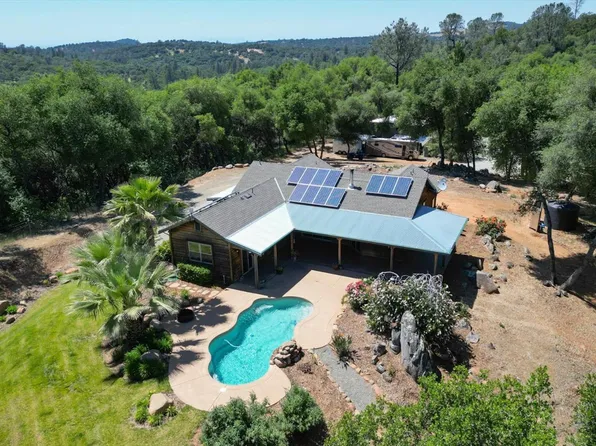 17620 Red Ball Cir, Grass Valley, CA 95949