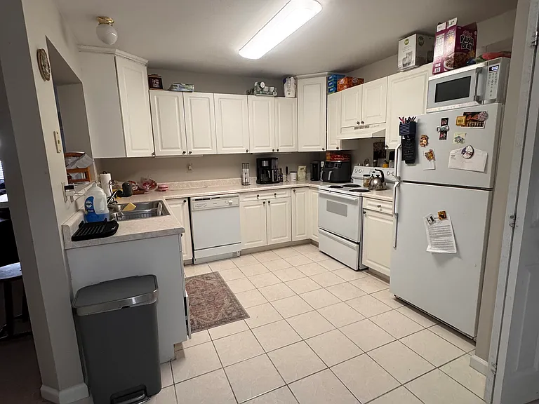 102 N Gordon Ln — Photo 4
