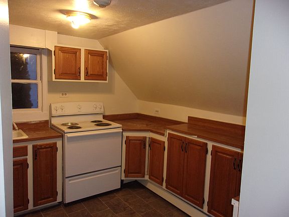 5th image of 54 Spring St #2
