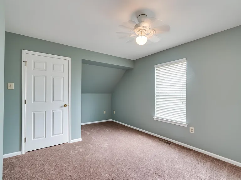 5806 Riverfront Dr — Photo 20