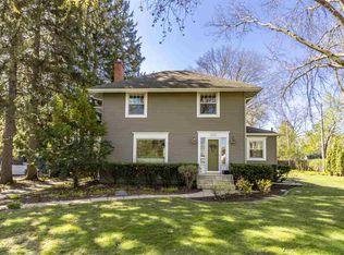 320 Berkshire Rd, Waterloo, IA 50701
