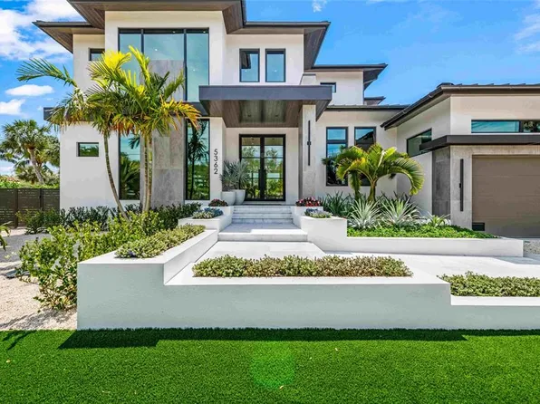 7233 Pine Needle Rd, Sarasota, FL 34242