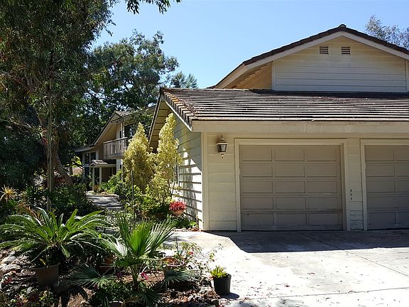 2nd image of 10395 Tioga Lake Dr