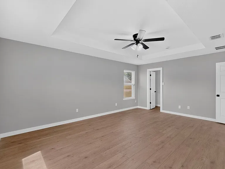13291 Guerin Dr — Photo 26