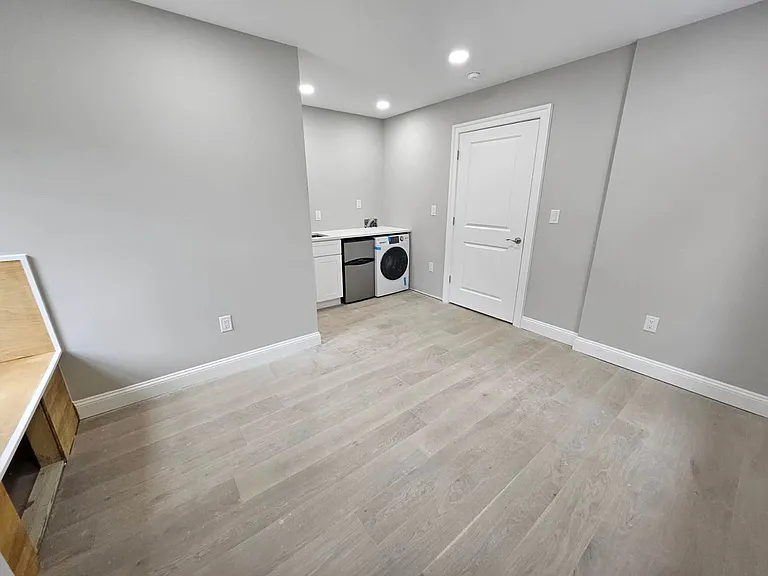 9810 Fosbak Dr — Photo 10
