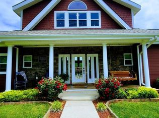 776 Seamons Rd, Rock Island, TN 38581