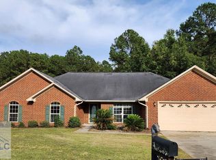 1174 Cumberland Dr, Hinesville, GA 31313