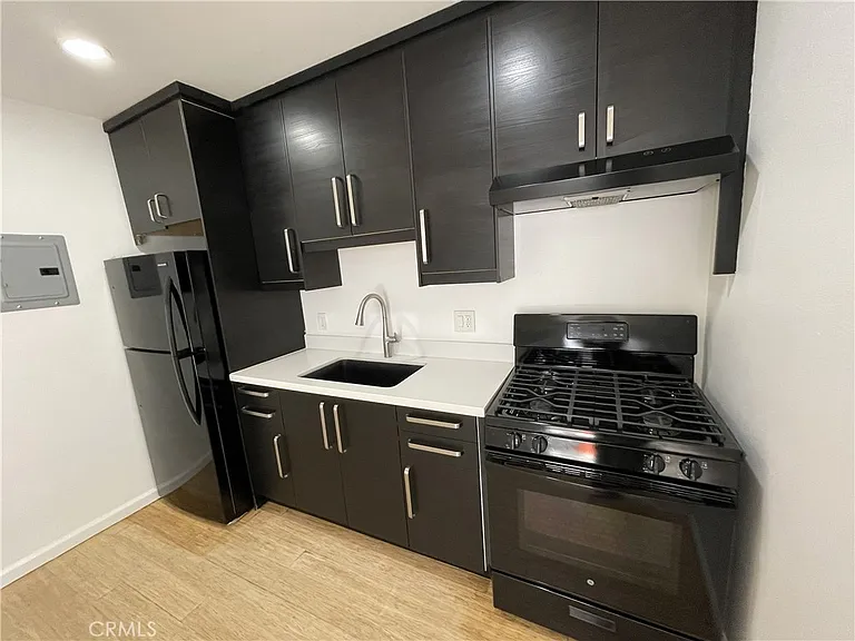 1640 Sherman Pl #9 — Photo 8