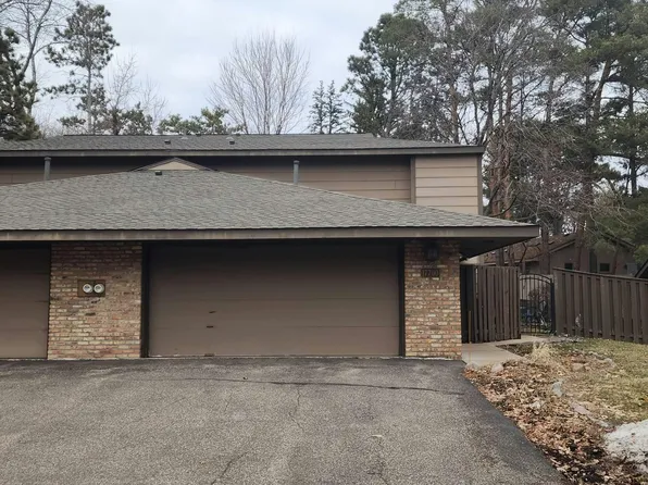 17700 Breconwood Rd, Wayzata, MN 55391