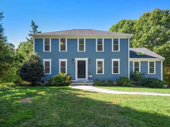52 Coventry Lane, West Barnstable, MA 02668