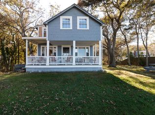 462 Williston Rd, Sagamore Beach, MA 02562