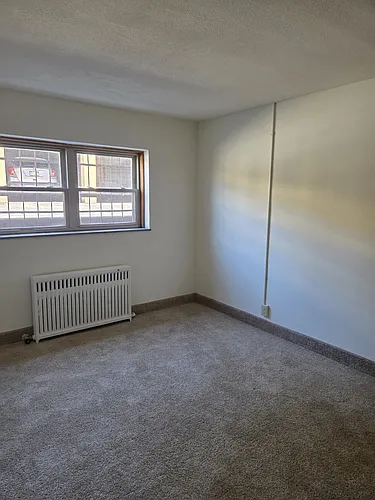 3005 State St #4 Photo 1