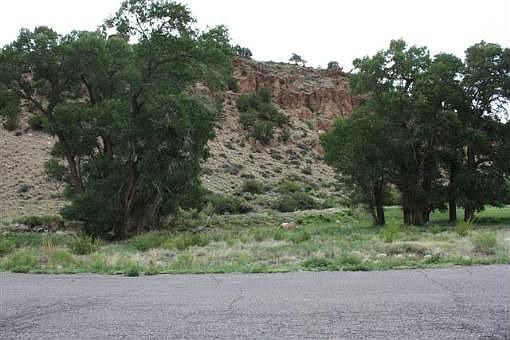 4th image of 19 Cliffside Ct W #T
