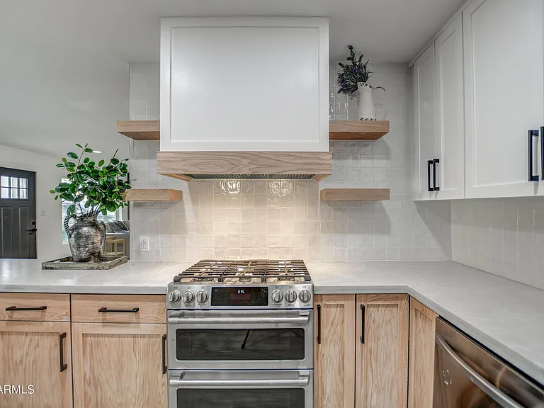 8349 E Columbus Ave — Photo 17