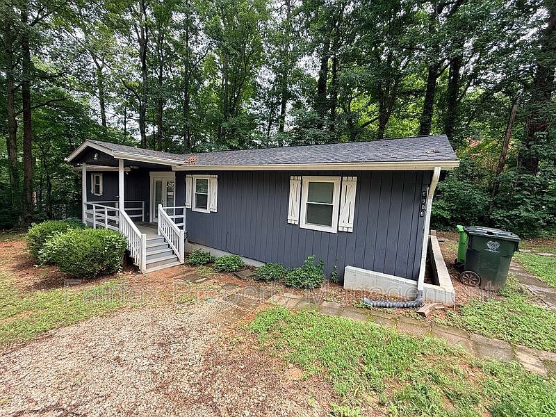 1st image of 6906 Baywood Dr