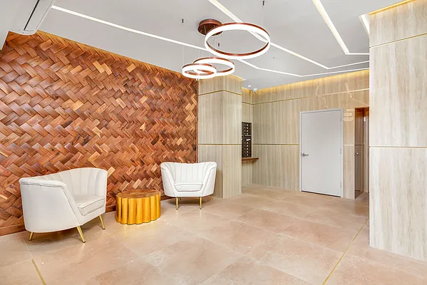 Sold by Ilite Realty Inc | media 10