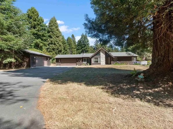 100 Tsunami Ln, Crescent City, CA 95531