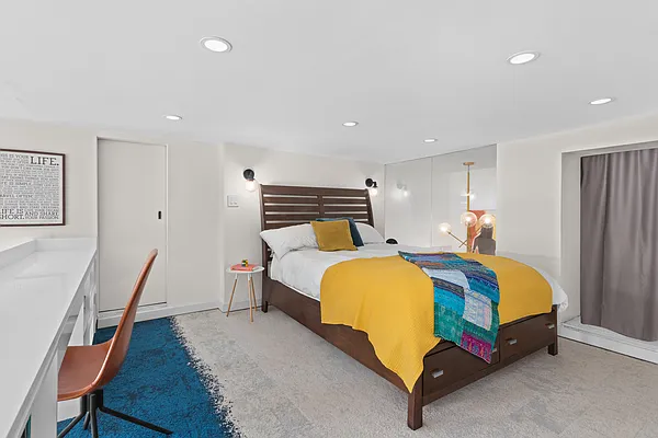 Sold by Compass | media 6