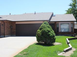 5 Windbridge Ln, Pueblo, CO 81001