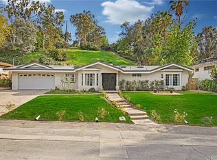 5152 Dumont Pl, Woodland Hills, CA 91364