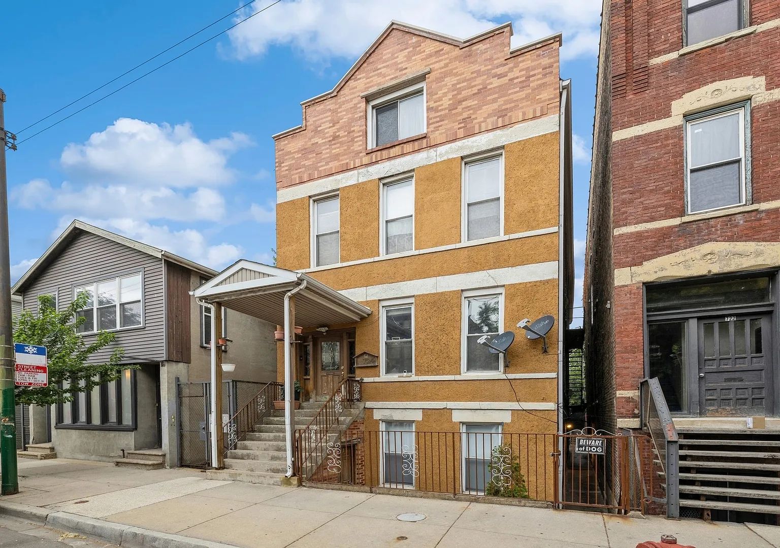 2 bed, 745 sqft, $1,600 — Photo 1