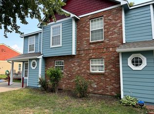 1327 E 21st St, Lawrence, KS 66046