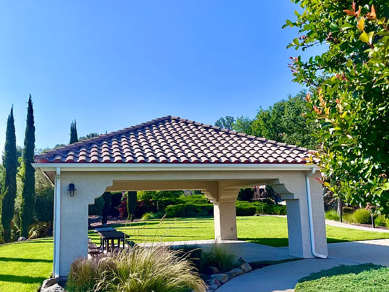 8480 Paseo De Caballo — Photo 10