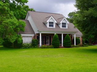 5901 Oak Bayou Ln, Ocean Springs, MS 39564