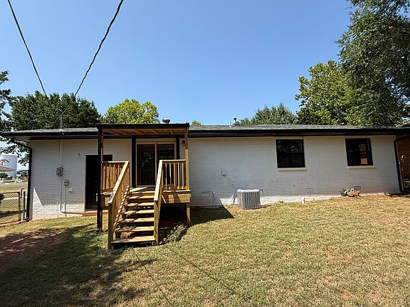 5th image of 408 W Pierce St