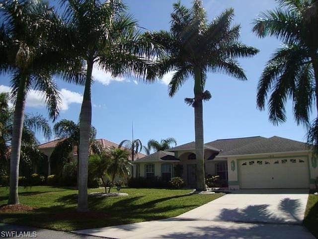 1st image of 1812 SW 51st St