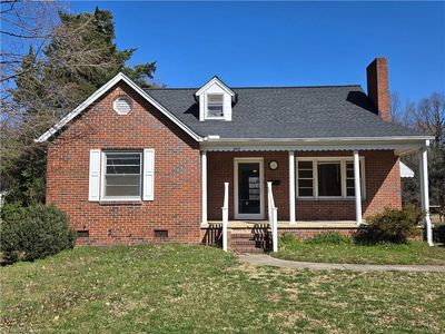 363 Elmwood Dr, Winston Salem, NC, 27127
