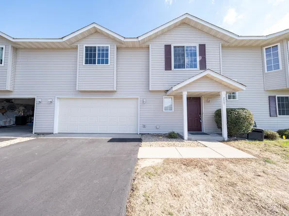 2087 Brittany Ct, Shakopee, MN 55379