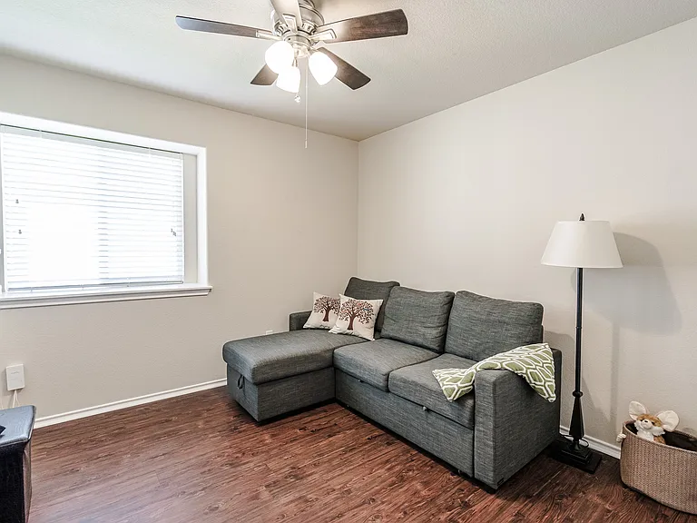 2404 Christoff Loop — Photo 12
