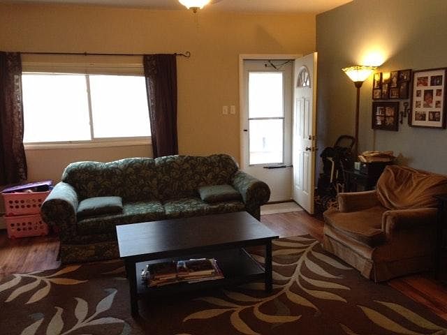 2nd image of 3815 Cabinet Way
