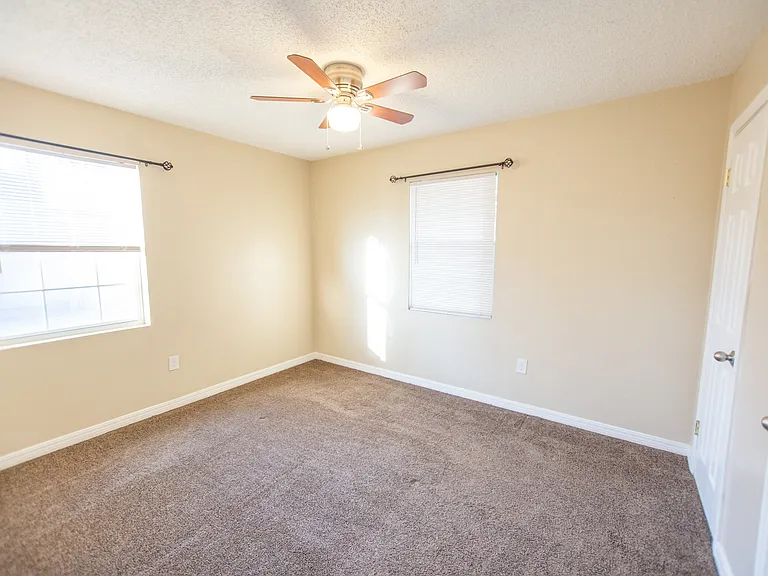 3624 Walnut Ave — Photo 13