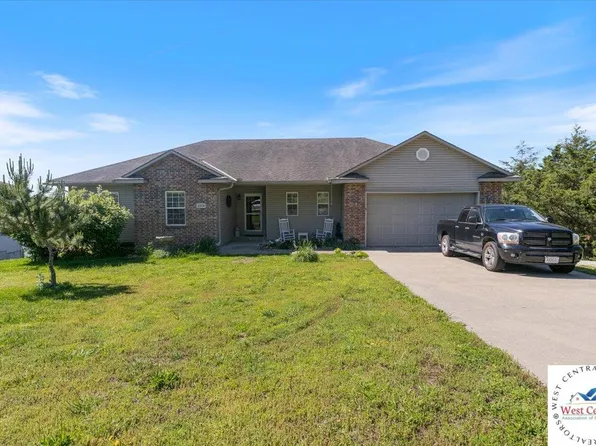 22714 Lake Ridge Dr, Warsaw, MO 65355