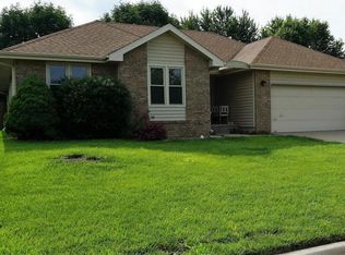 3150 S Newton Ave, Springfield, MO 65807