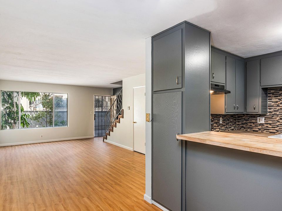 1st image of 265 Molino Ave APT 4