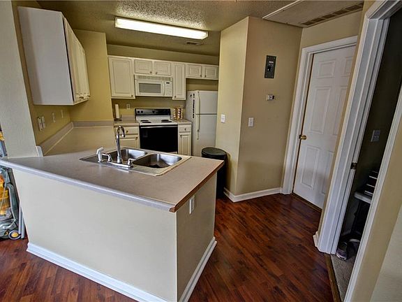 3rd image of 350 Emerald Forest Dr #19203