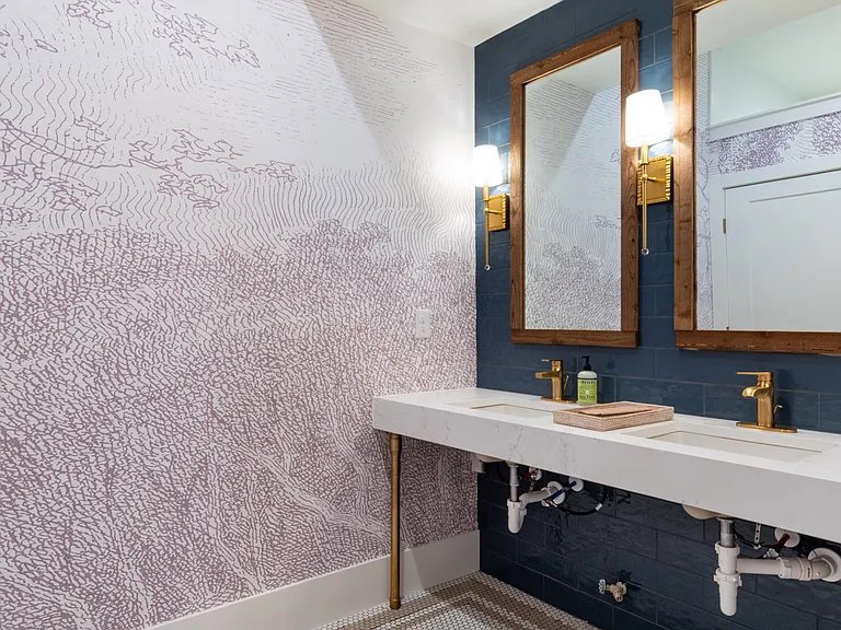 Luxe and Legends at Morganton Park Apartment Homes — Photo 9