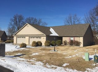 421 Jesse Ln, Herrin, IL 62948