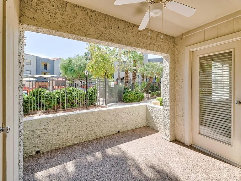 Greenspoint at Paradise Valley — Photo 20