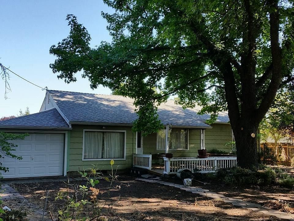 2nd image of 930 Shafer Ln