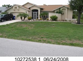 9919 Country Oaks Dr, Fort Myers, FL 33967