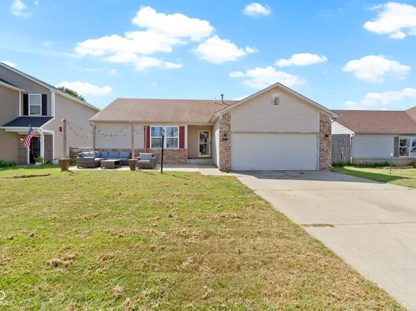 1100 Tomahawk Pl, Martinsville, IN 46151