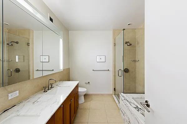 Sold by Nest Seekers International | media 6